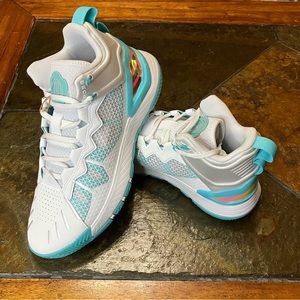 Size 9 - adidas D Rose Son of Chi Christmas 2021 NWOB